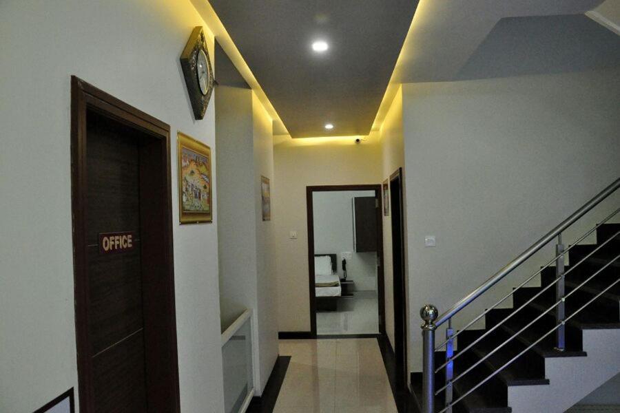 Hotel Indrani Chittorgarh Buitenkant foto