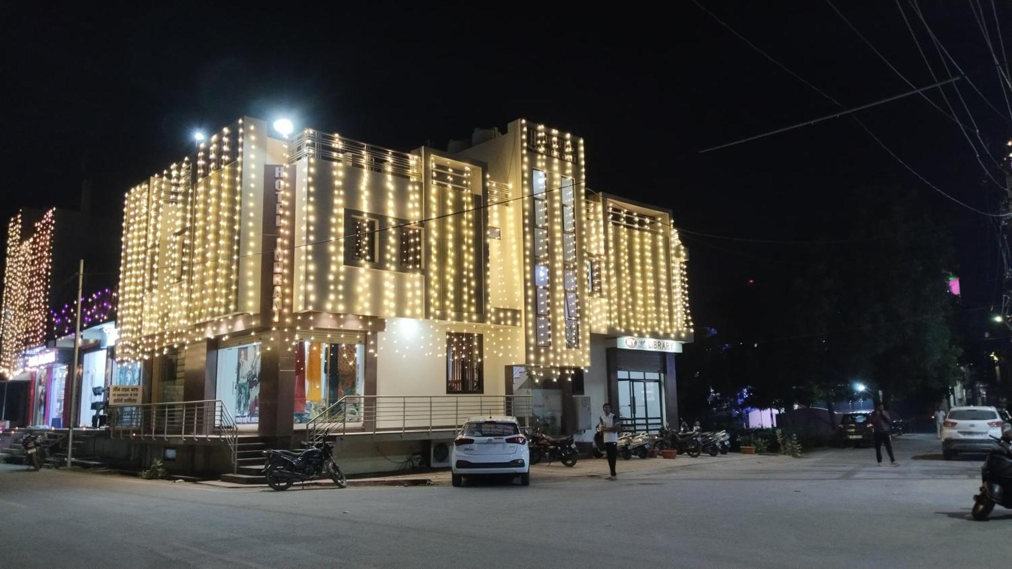 Hotel Indrani Chittorgarh Buitenkant foto